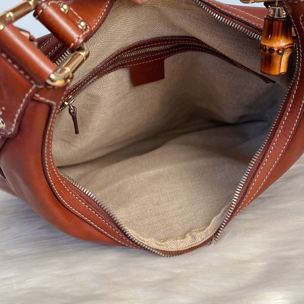 Gucci Caramel Leather Signature Horsebit Bamboo Shoulder Bag