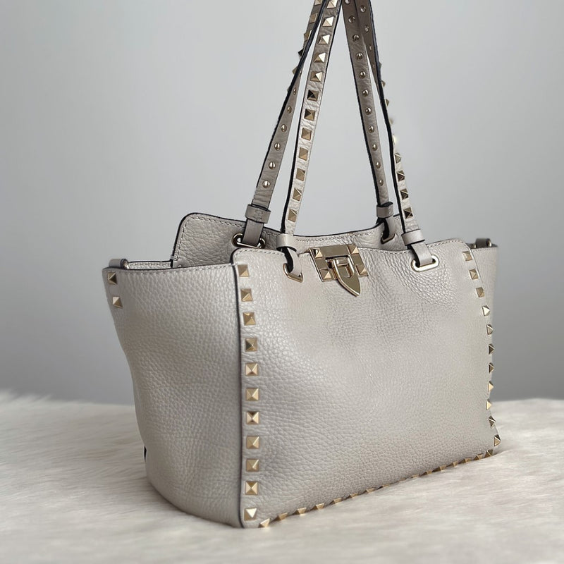 Valentino Grey Leather Signature Rockstuds Shoulder Bag