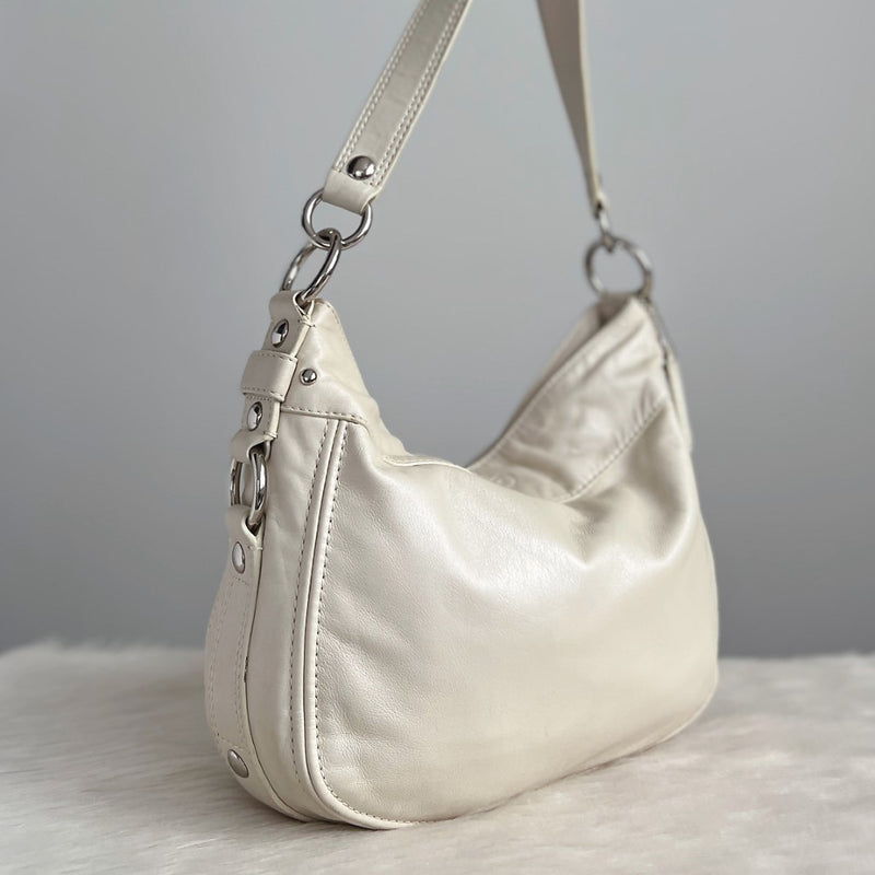 Coach Pearl White Leather Half Moon 2 Way Shoulder Bag