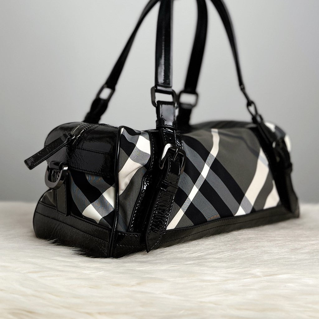 Burberry Patent Black Classic Check Pattern 2 Way Shoulder Bag Excellent