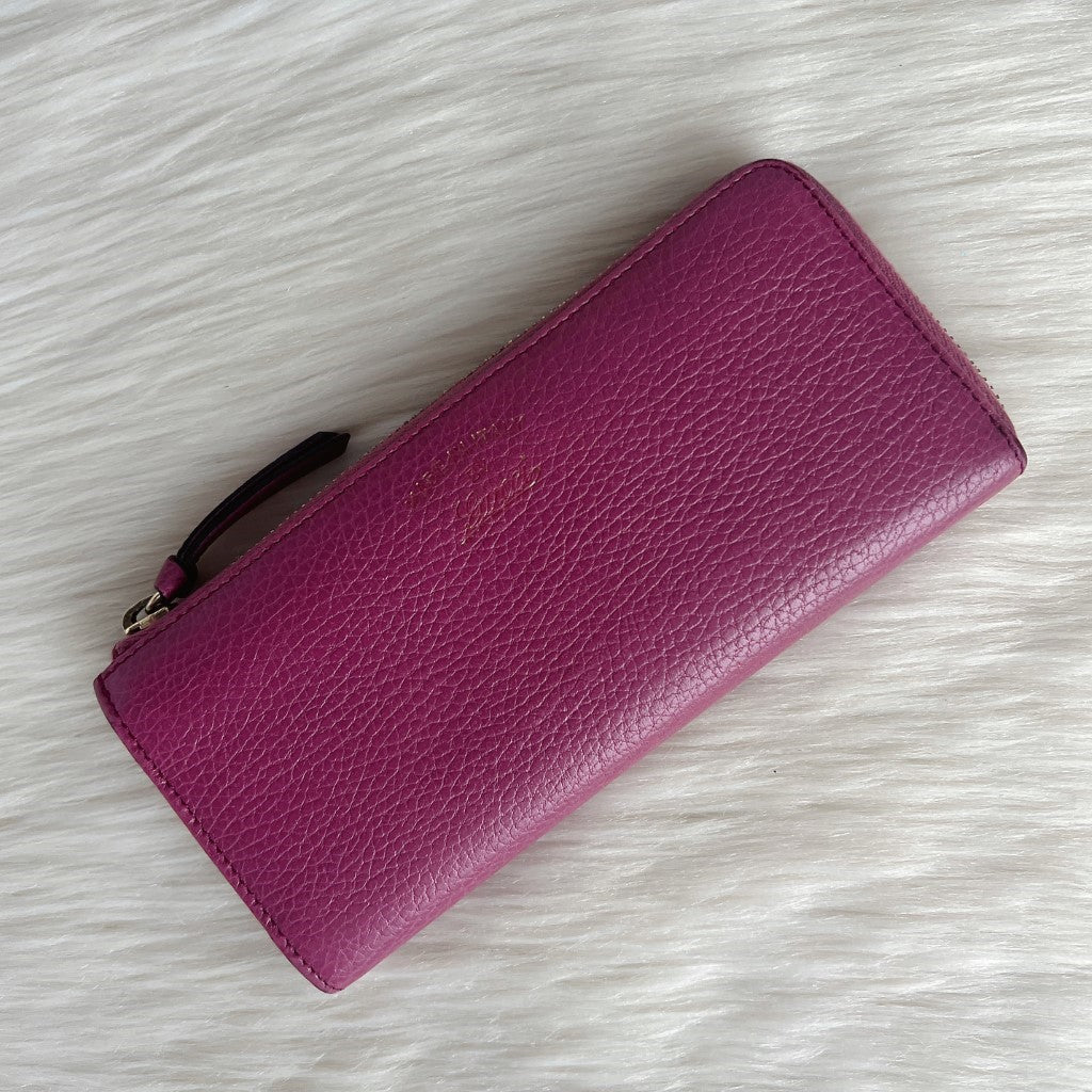 Gucci Berry Leather Zip Compartment Long Wallet