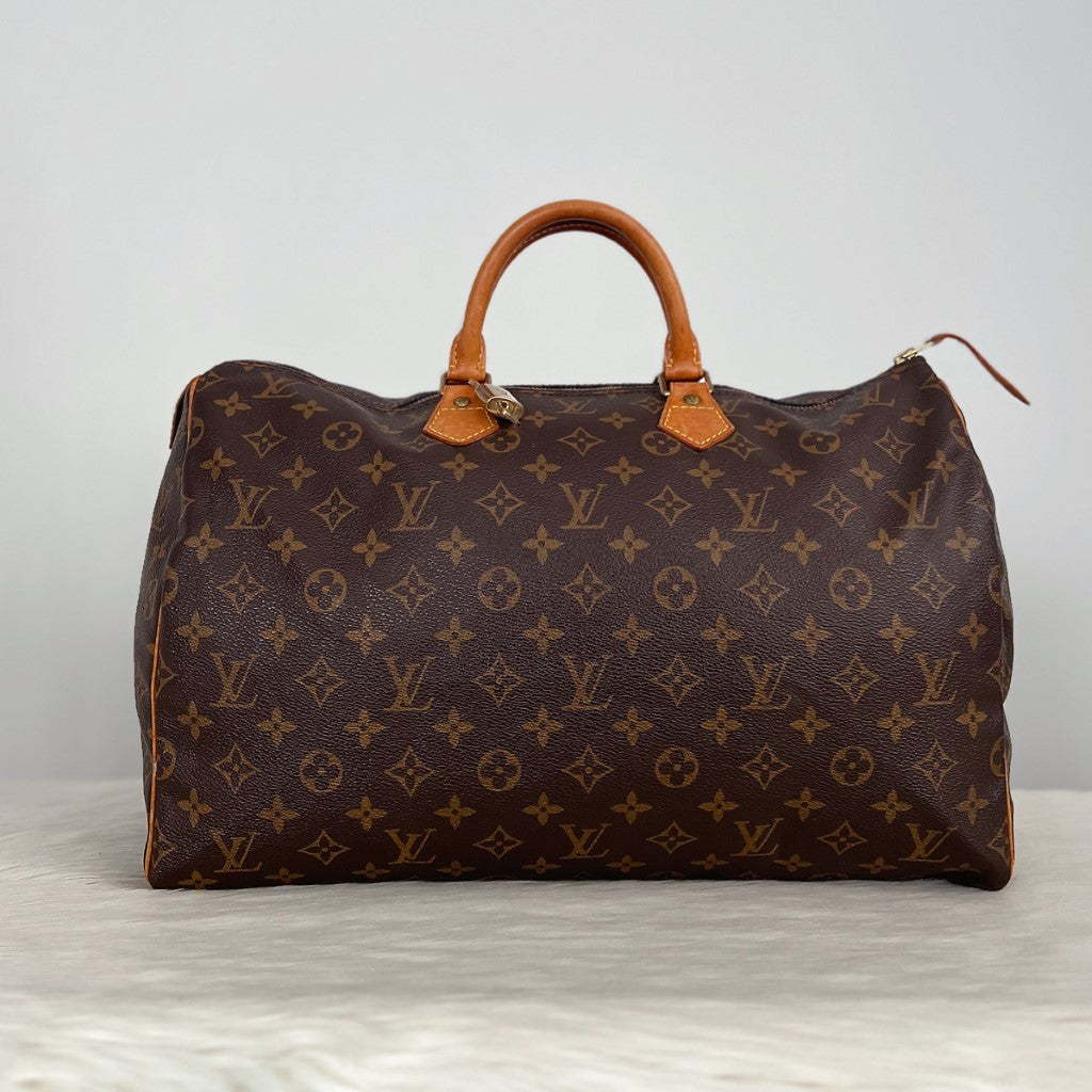 Louis Vuitton Signature Monogram Speedy 40 Bag + Lock & Keys