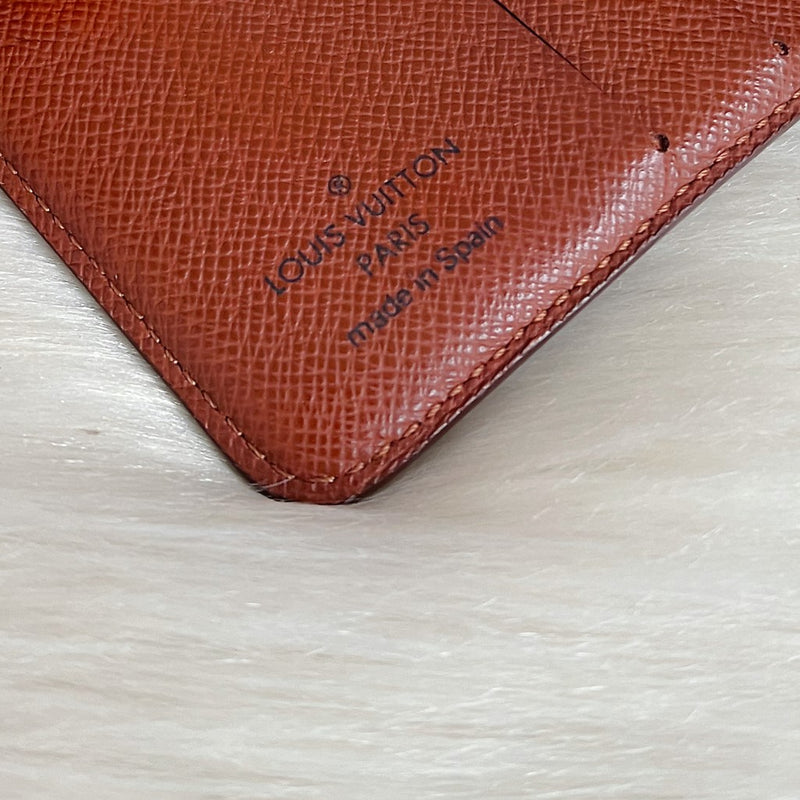 Louis Vuitton Monogram Classic Zip Compartment Wallet