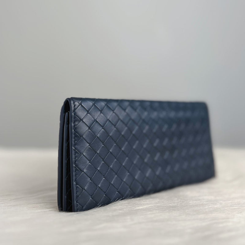 Bottega Veneta Navy Leather Intrecciato Fold Unisex Long Wallet Excellent