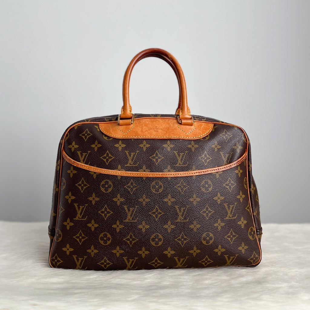 Louis Vuitton Signature Monogram Deauville Tote