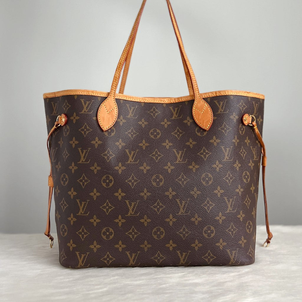 Louis Vuitton Iconic Monogram Neverfull MM Shoulder Bag