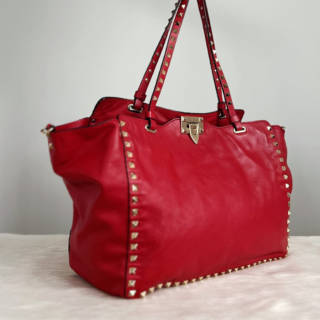 Valentino Signature Red Leather Rockstud Large 2 Way Shoulder Bag Excellent