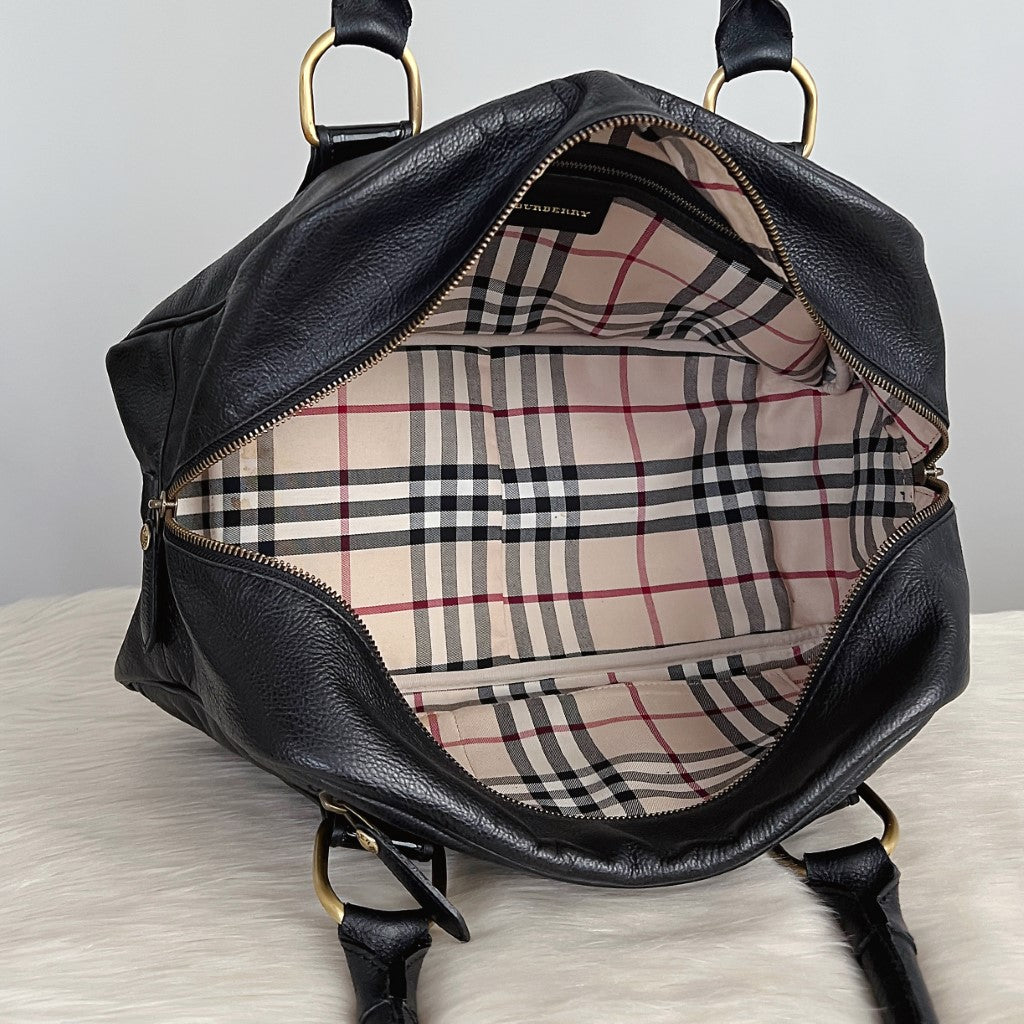 Burberry Black Leather Classic Career Shoulder Bag