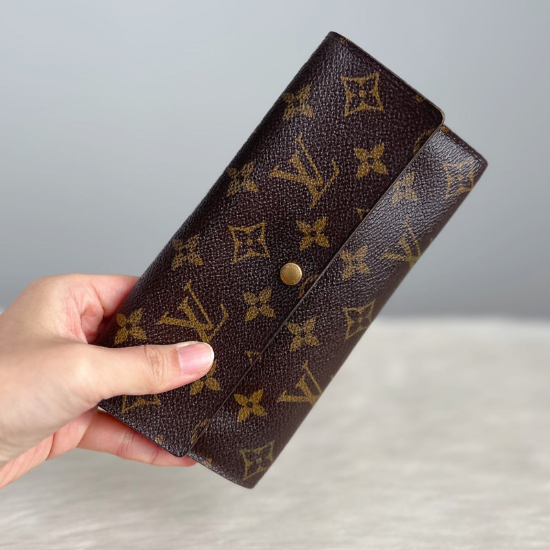Louis Vuitton Signature Monogram Zip Compartment Long Wallet