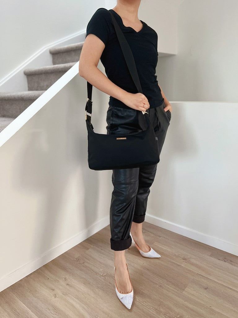 Gucci Black Canvas Messenger Crossbody Shoulder Bag