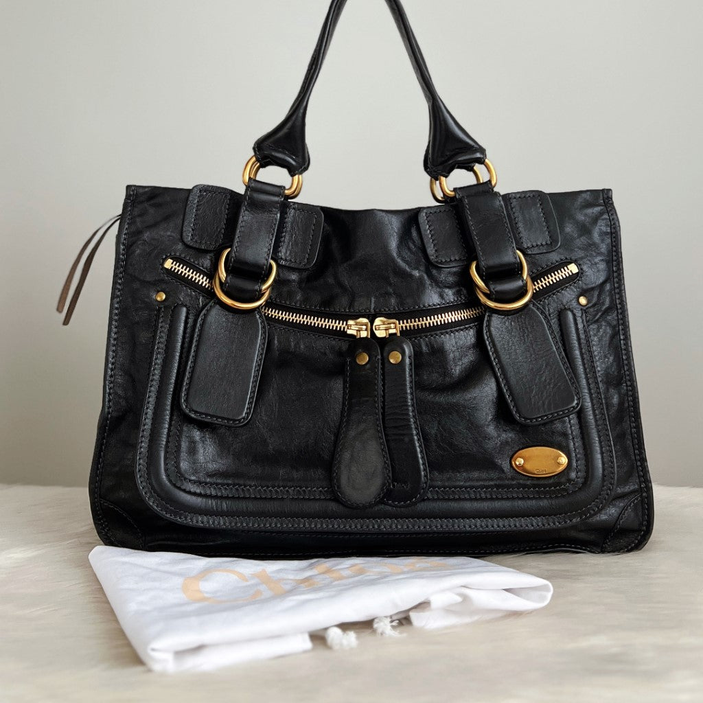 Chloe Black Leather Signature Bay Career Shoulder Bag