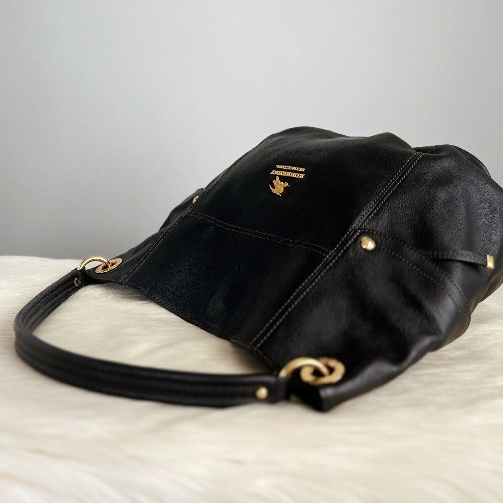 Burberry Black Leather Classic Career Shoulder Bag Excellent