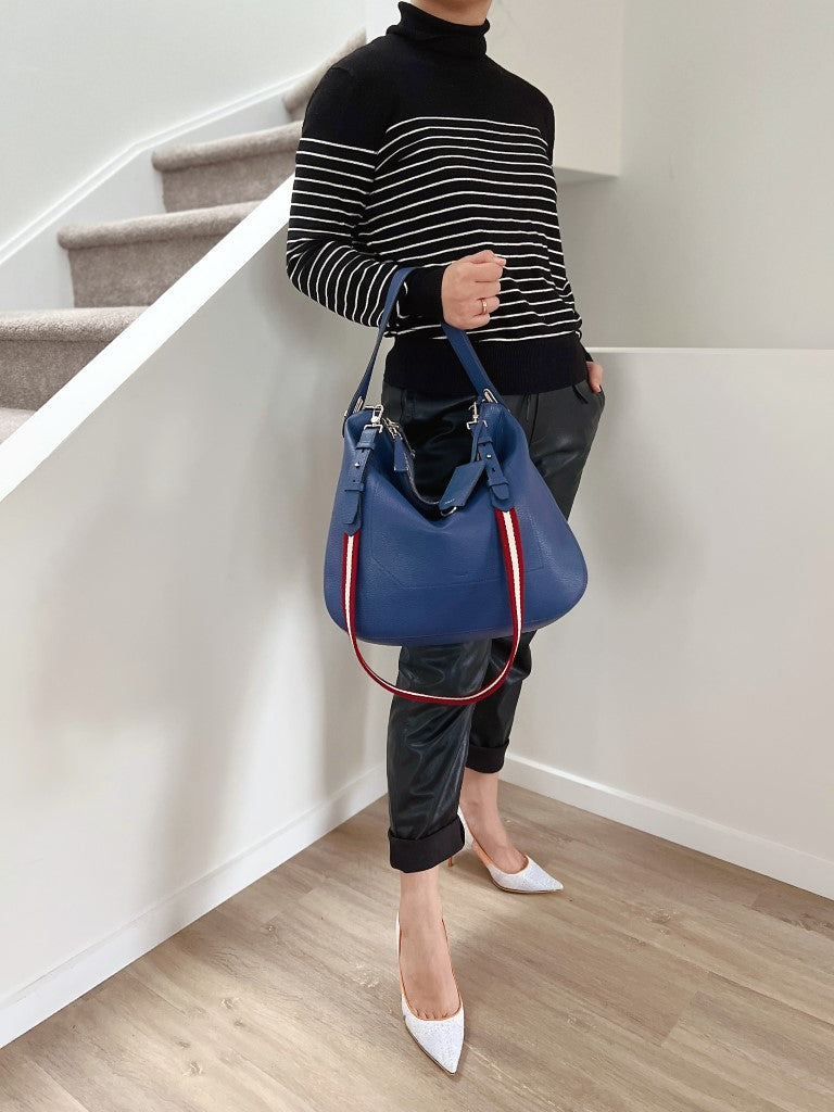 Bally Blue Leather Slouchy Classic 2 Way Shoulder Bag Like New