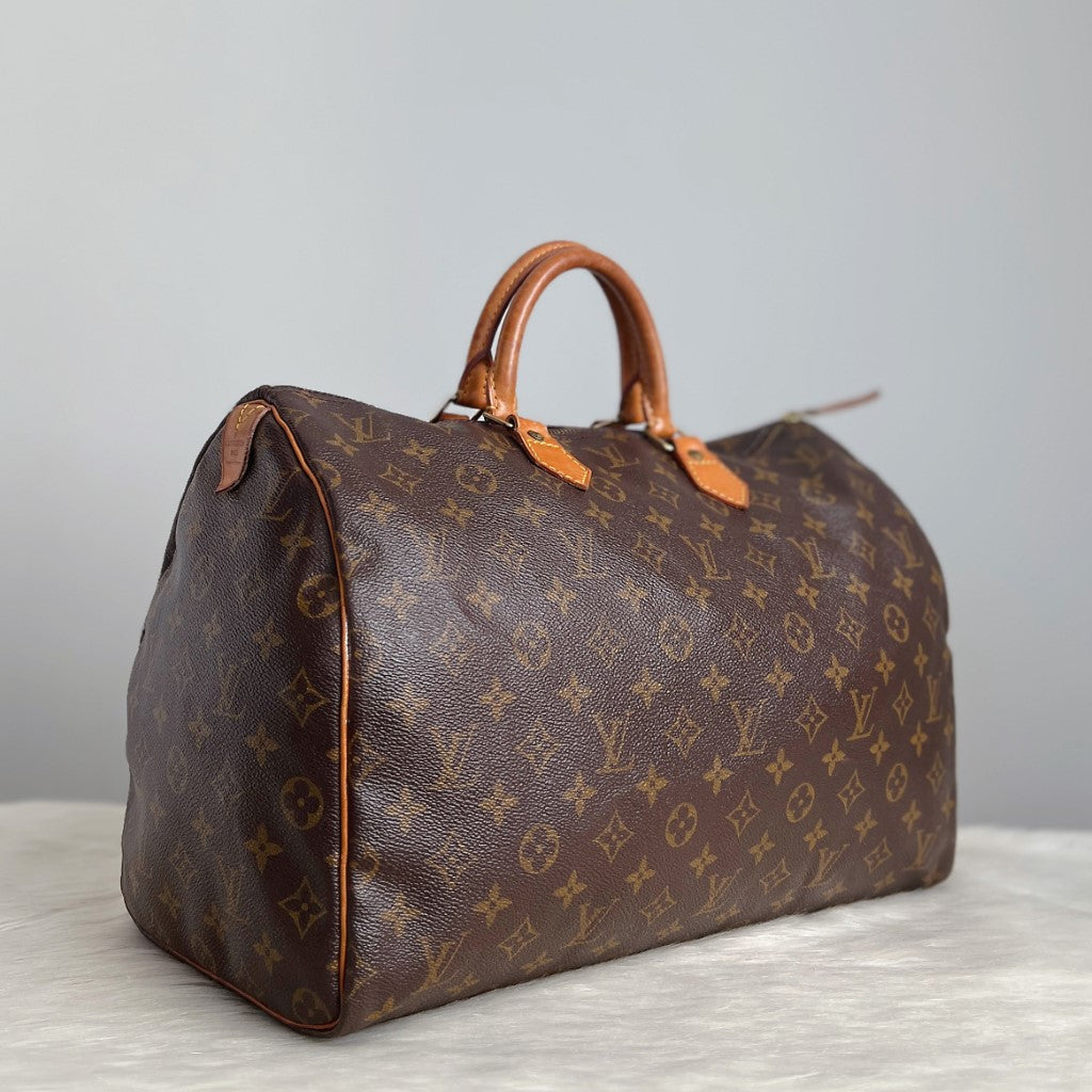 Louis Vuitton Signature Monogram Large Speedy 40 Bag + Lock & Keys