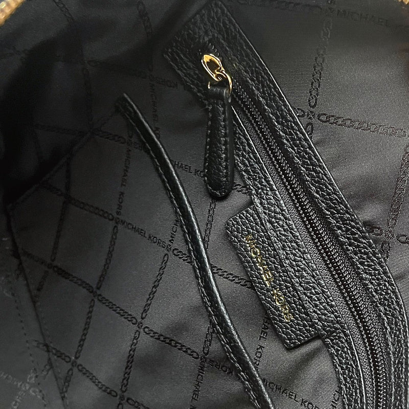 Michael kors black discount bag with lock