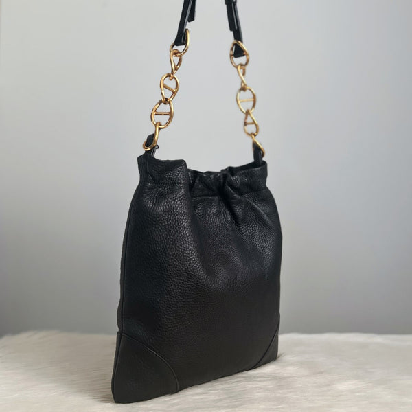 Prada Black Leather Gold Chain Detail Shoulder Bag Excellent