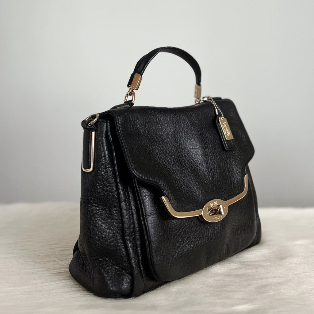 Coach Black Leather Trun Lock Detail 2 Way Shoulder Bag