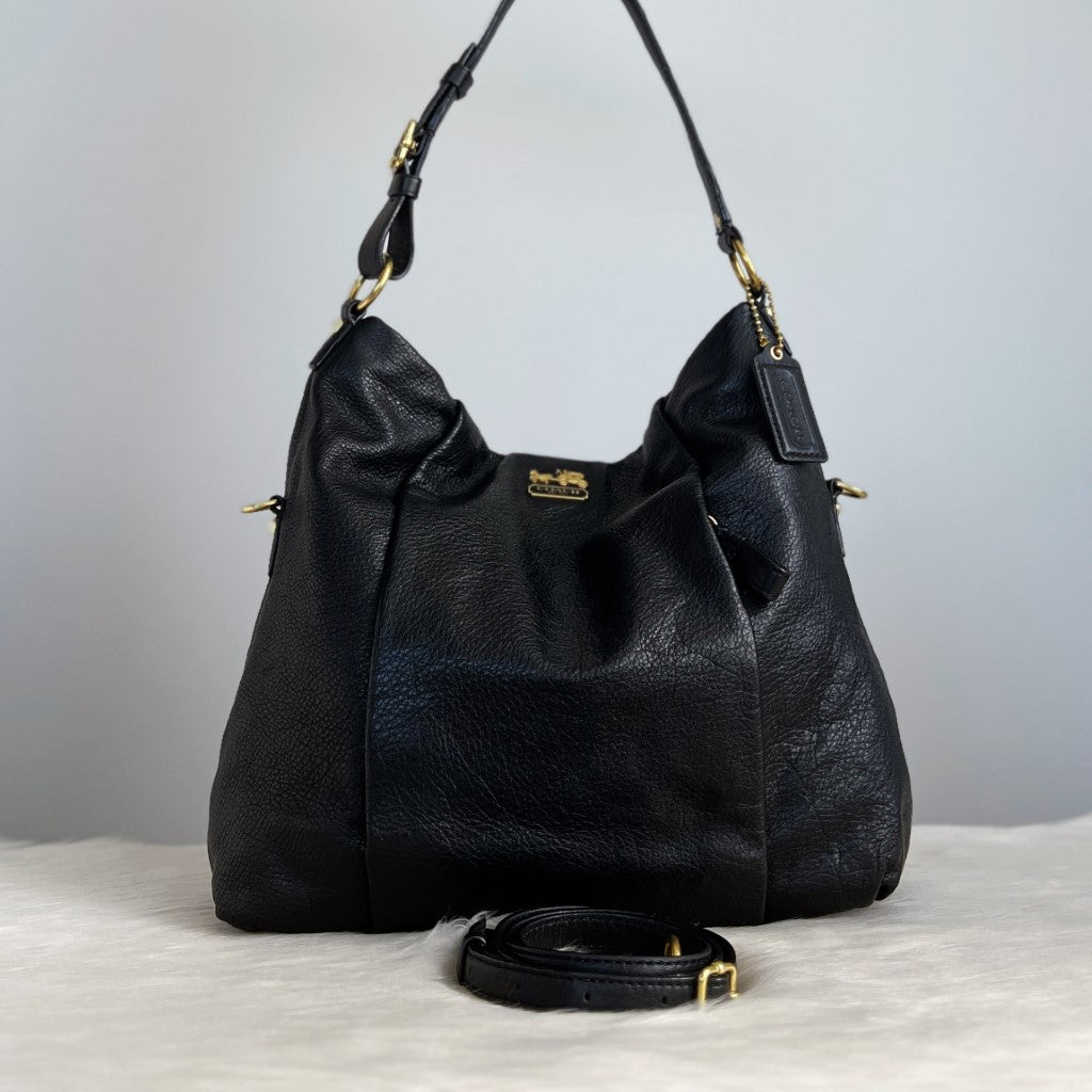 Coach Black Leather Front Pocket Detail 2 Way Shoulder Bag