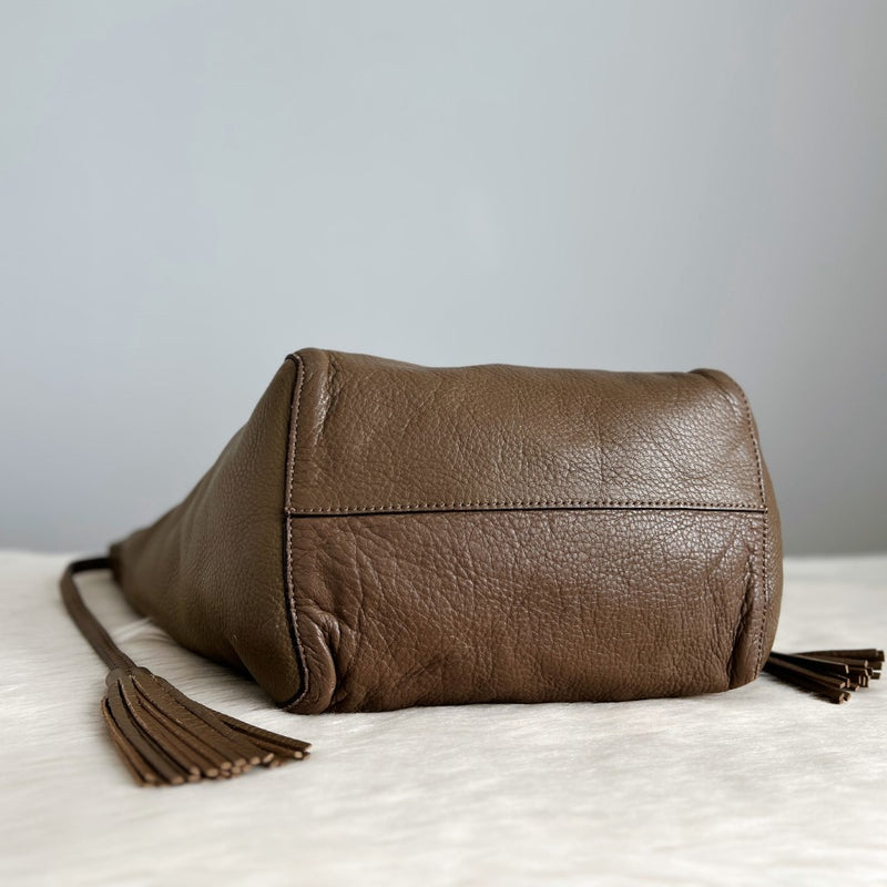 Michael Kors Olive Leather Tassel Detail Shoulder Bag