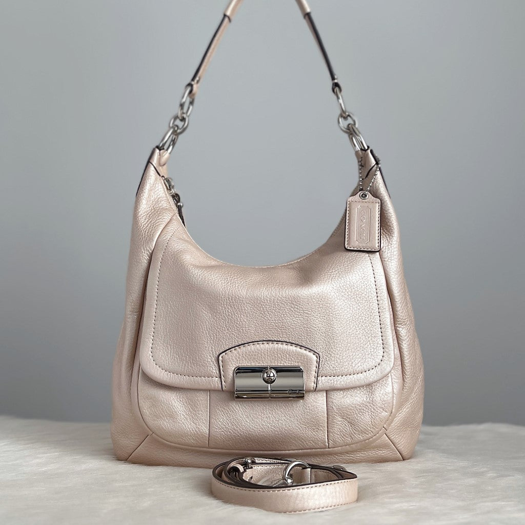 Coach Pearl Leather Front Pocket 2 Way Shoulder Bag