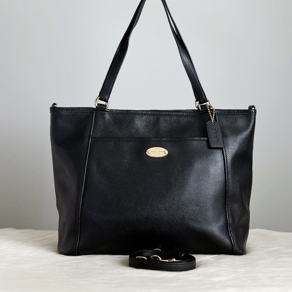 Coach Black Leather Classic Career 2 Way Shoulder Bag