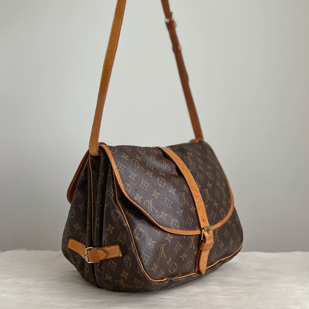 Louis Vuitton Monogram Double Sided Saumur 35 Crossbody Shoulder Bag