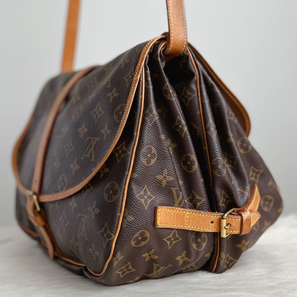 Louis Vuitton Monogram Double Sided Saumur 35 Crossbody Shoulder Bag