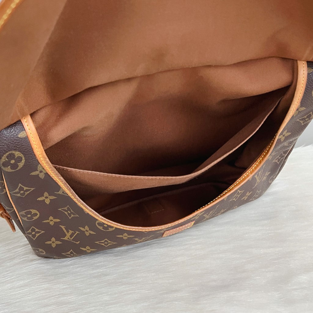 Louis Vuitton Monogram Double Sided Saumur 35 Crossbody Shoulder Bag