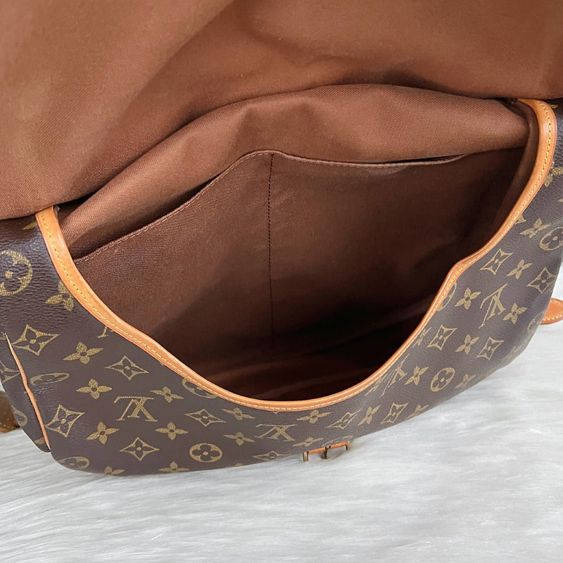 Louis Vuitton Monogram Double Sided Saumur 35 Crossbody Shoulder Bag