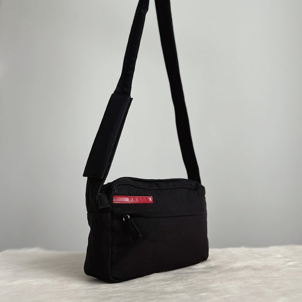 Prada Black Nylon Messenger Unsex Shoulder Bag