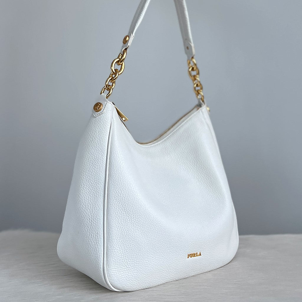 Furla White Leather Chain Detail Slouchy Shoulder Bag