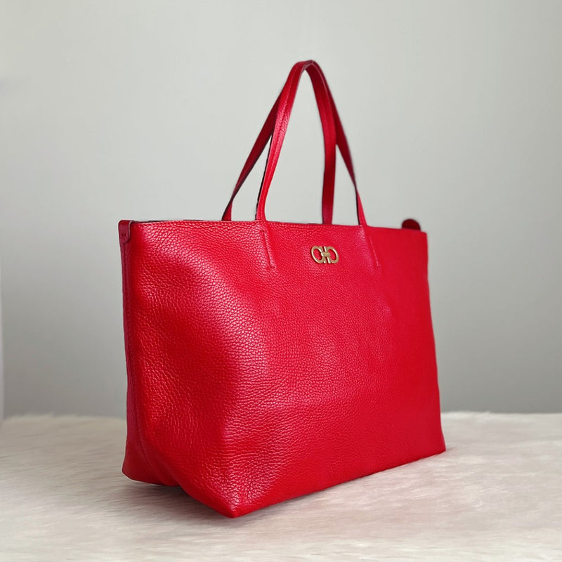 Salvatore Ferragamo Red Leather Shopper Shoulder Bag Excellent