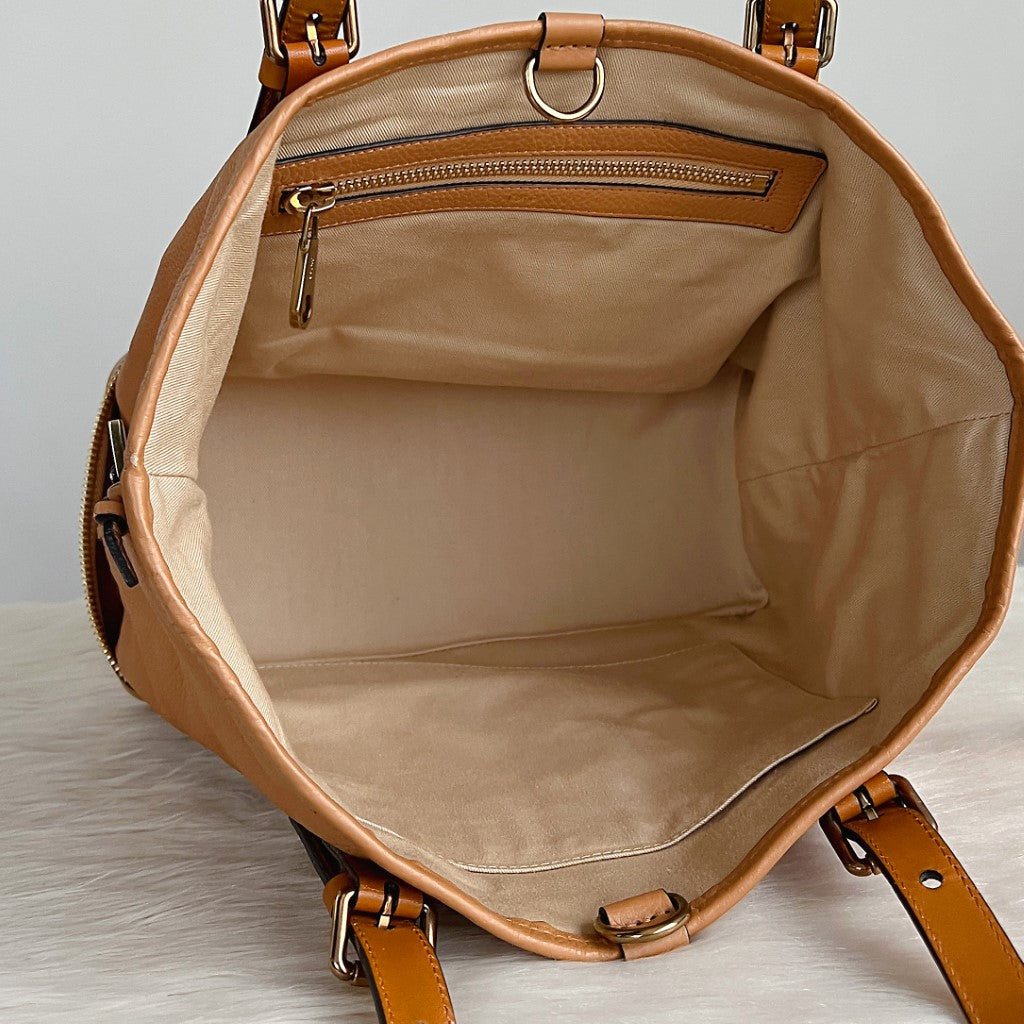 Chloe Caramel Leather Zip Detail Shoulder Bag