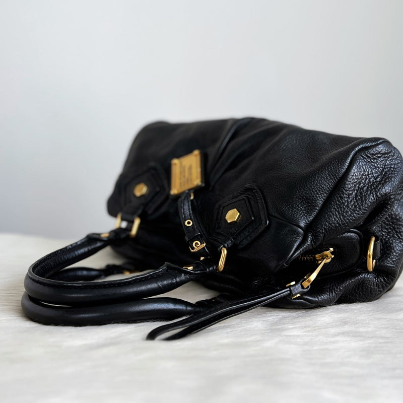 Marc Jacobs Black Leather Classic Q 2 Way Shoulder Bag