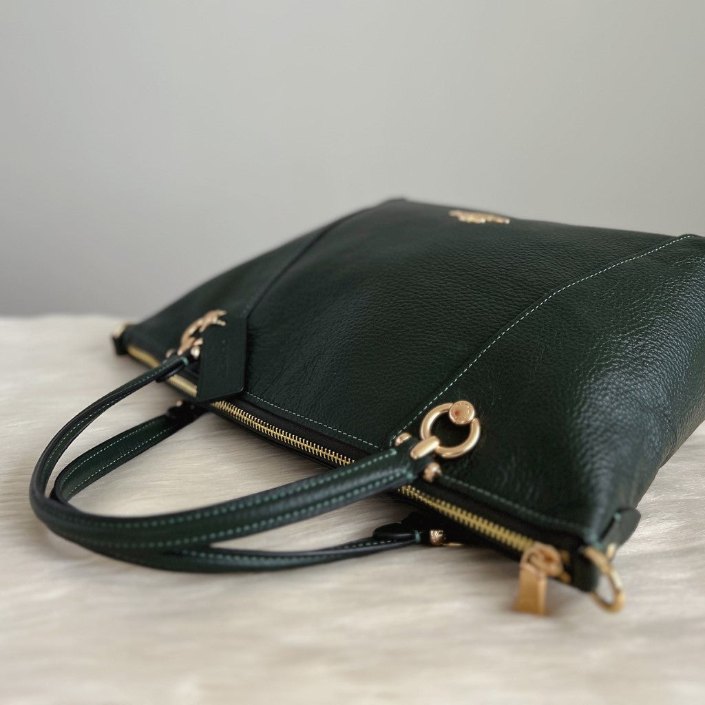 Coach Dark Green Leather Front Logo 2 Way Shoulder Bag Like New