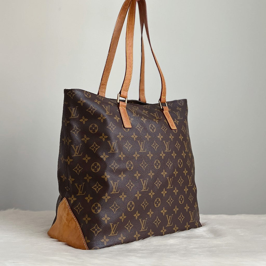 Louis Vuitton Signature Monogram Cabas Mezzo Shoulder Bag