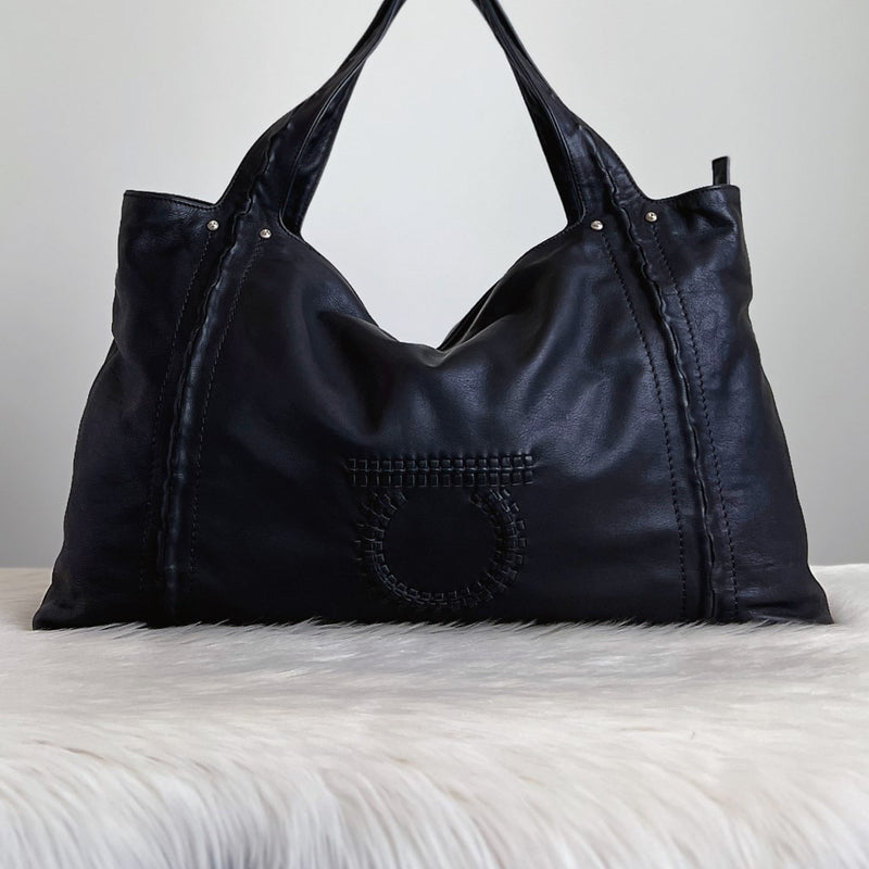 Ferragamo Black Leather Slouchy Oversized Weekend Shoulder Bag Excellent