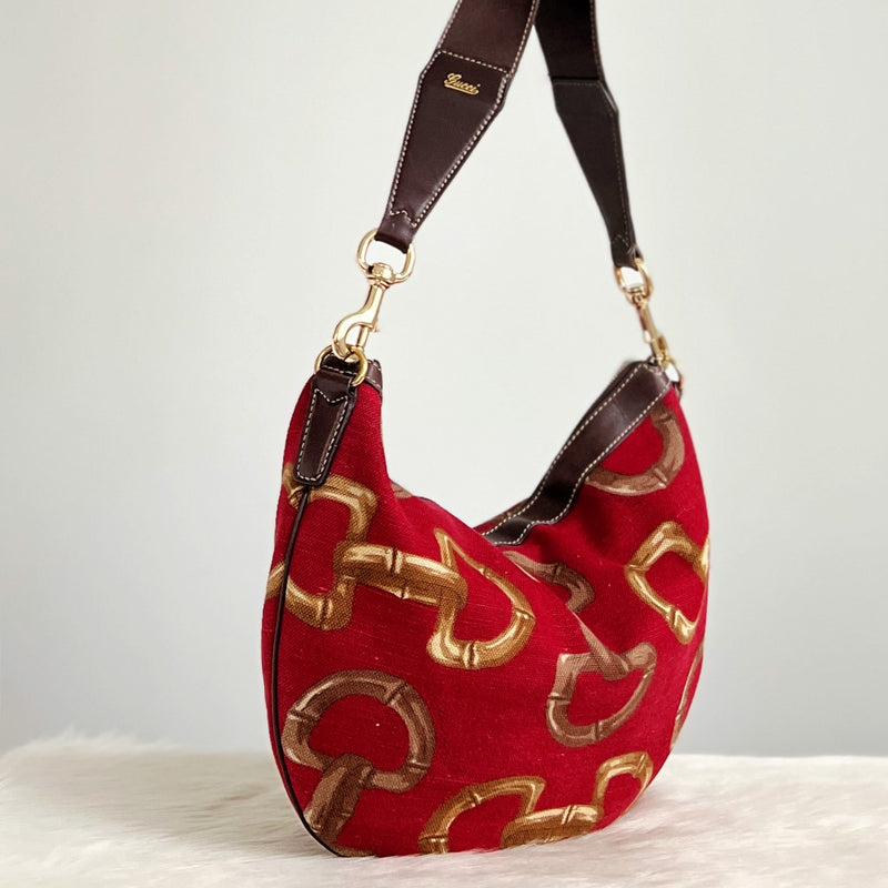 Gucci Signature Horsebit Pattern Half Moon Shoulder Bag
