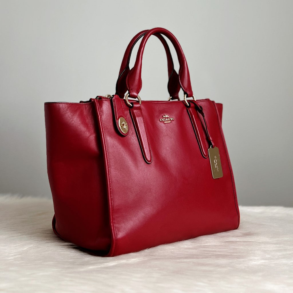 Coach Red Leather Front Logo Triple Compartment 2 Way Bag