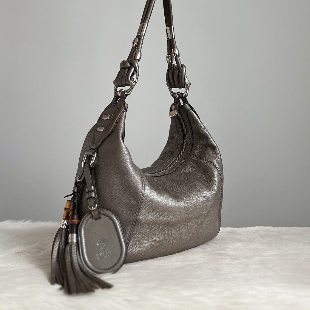 Gucci Metallic Silver Leather Tassel Charm Shoulder Bag