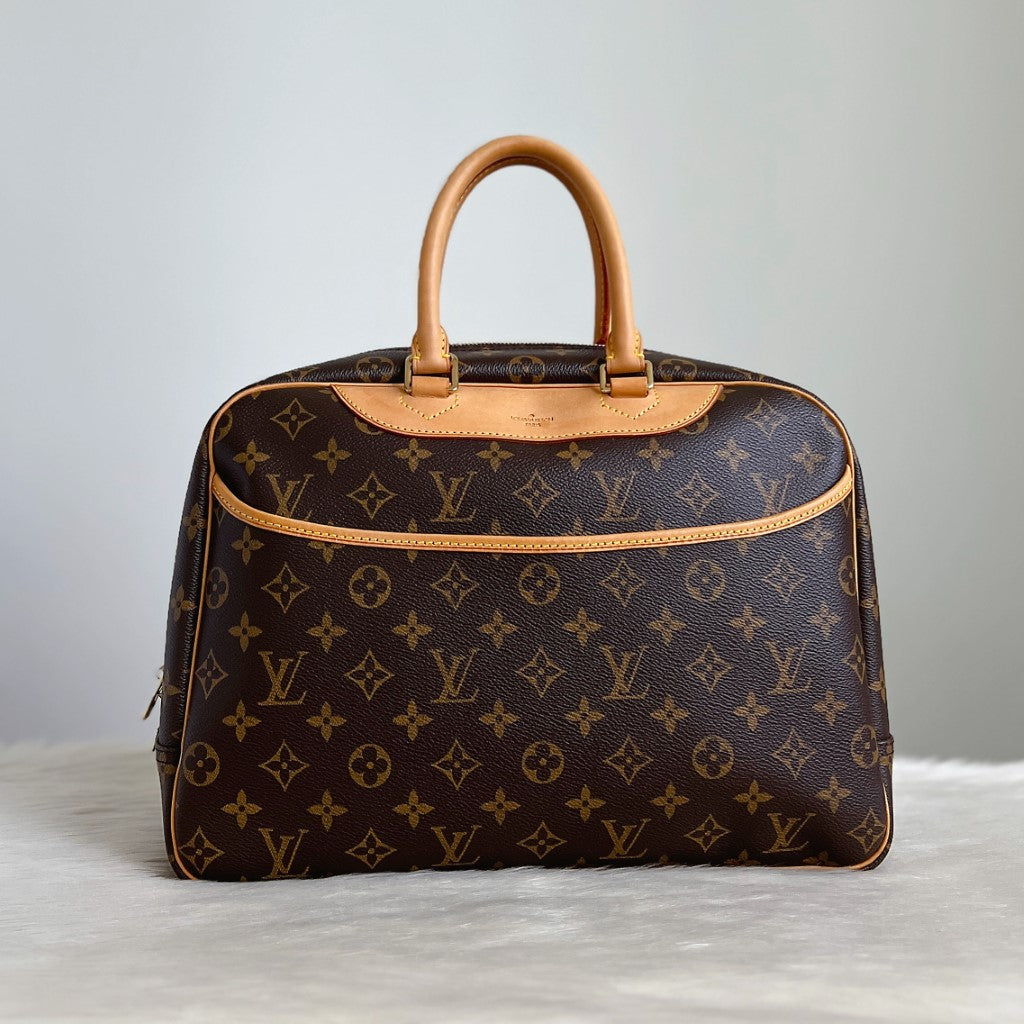 Louis Vuitton Signature Monogram Deauville Tote