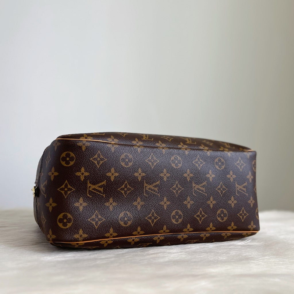 Louis Vuitton Signature Monogram Deauville Tote