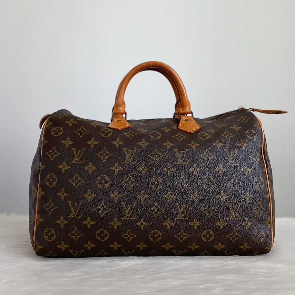 Louis Vuitton Signature Monogram Large Speedy 40 Bag