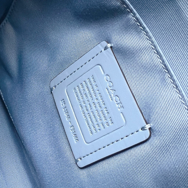 Coach Blue Leather Front Pocket 2 Way Shoulder Bag Like New