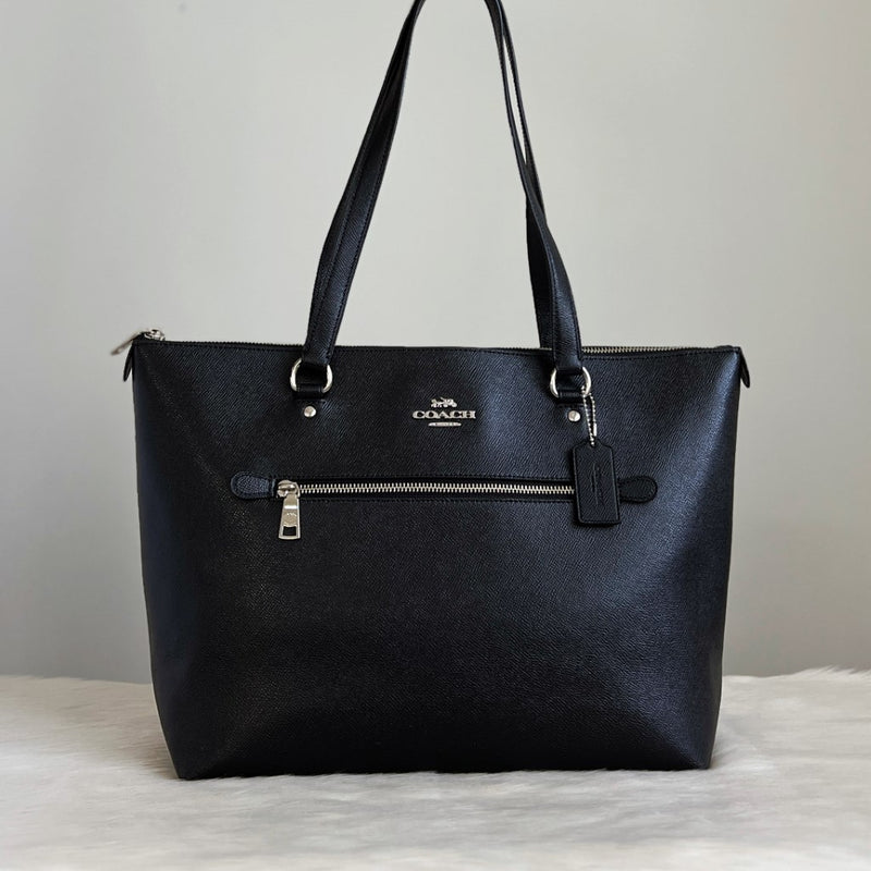 Coach Black Leather Front Logo Shopper Shoulder Bag Like New