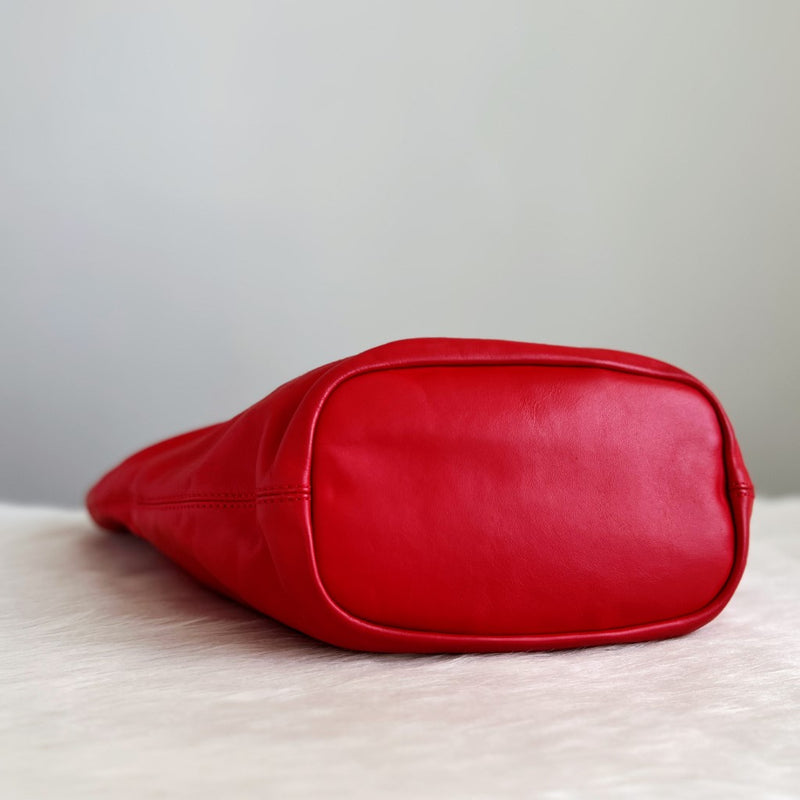 Tory Burch Red Leather Front Logo Shoulder Bag
