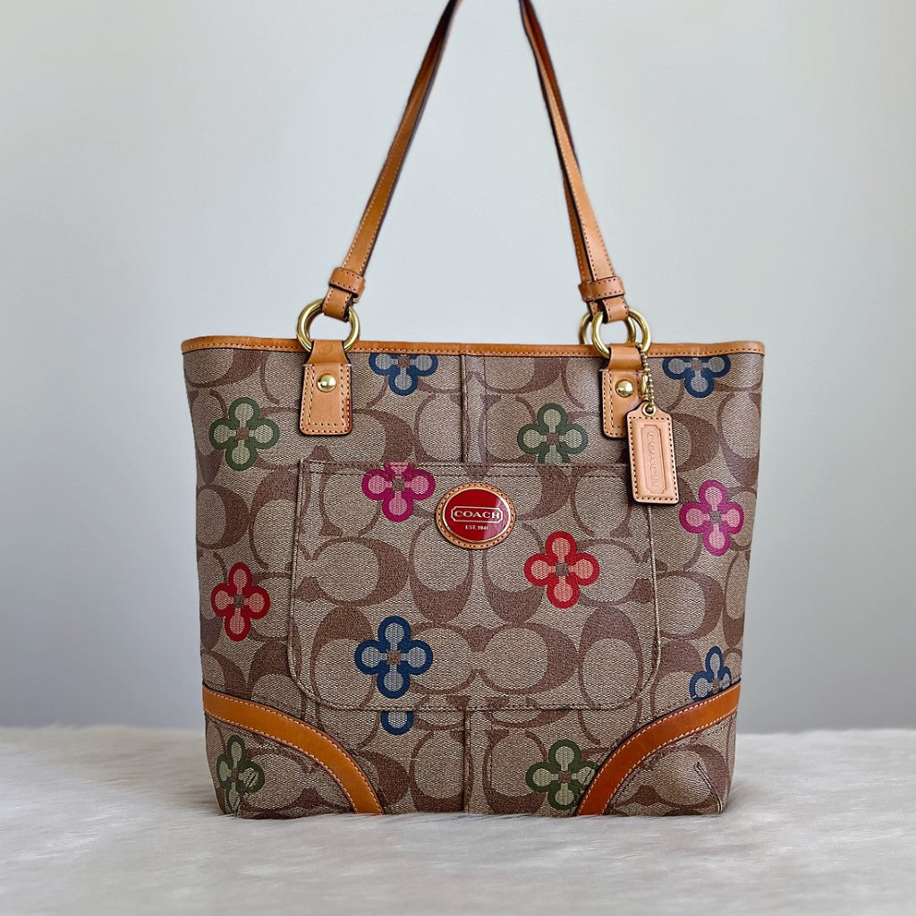 Coach Monogram Floral Detail Pattern Shoulder Bag