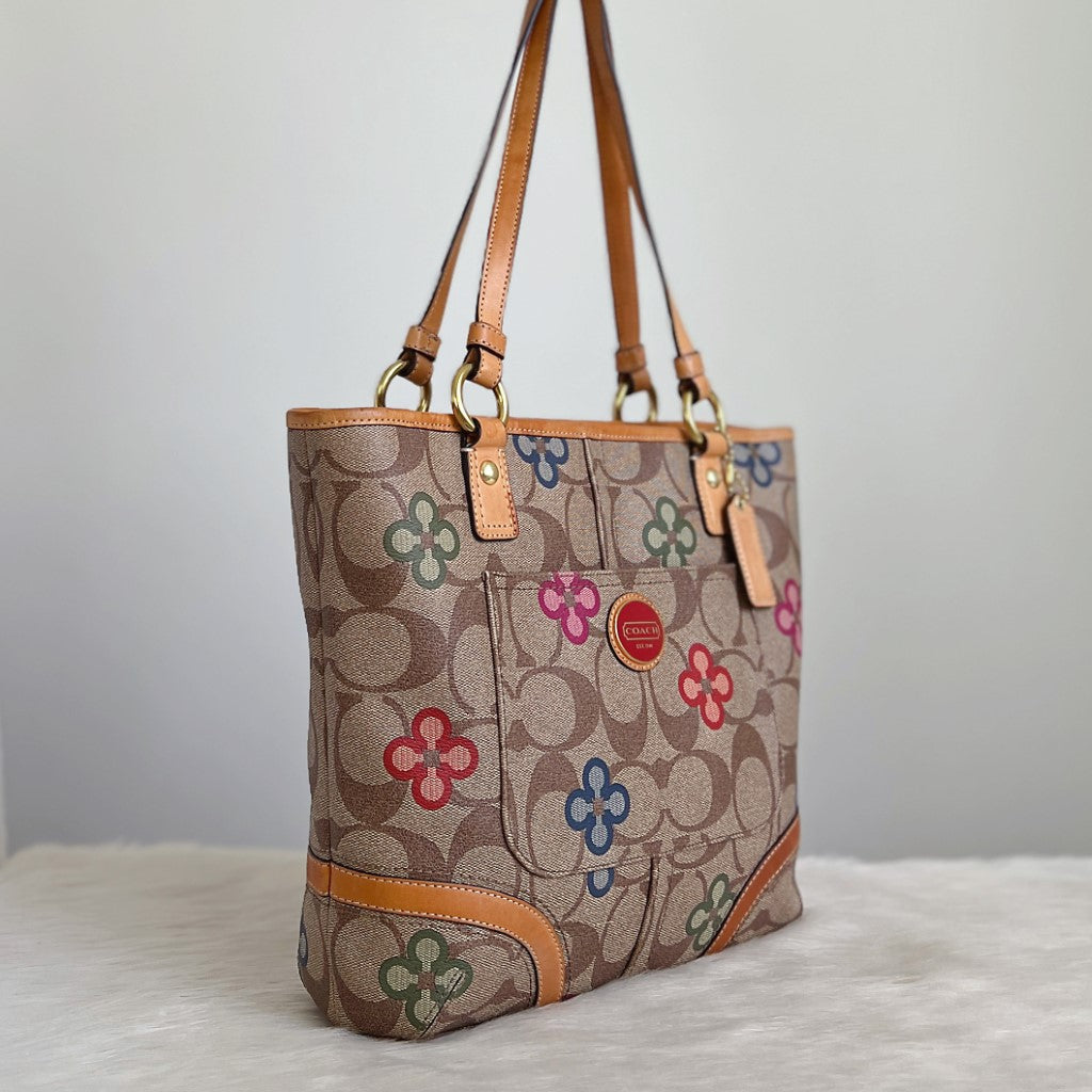 Coach Monogram Floral Detail Pattern Shoulder Bag