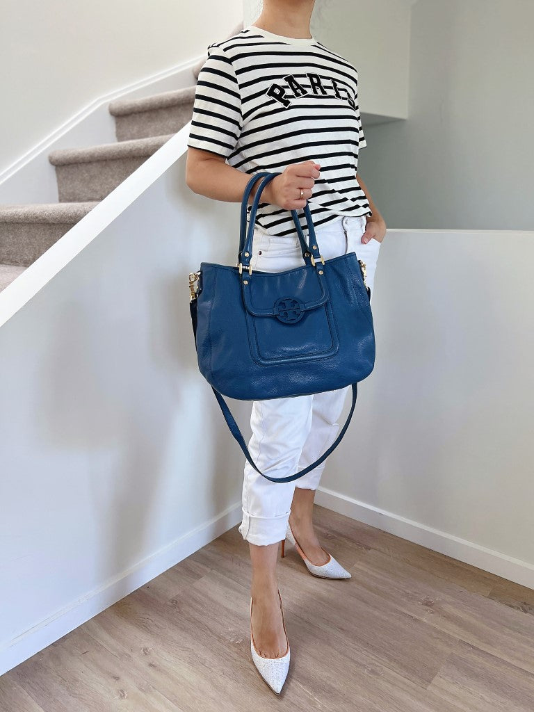 Tory Burch Blue Leather Front Logo 2 Way Shoulder Bag Excellent