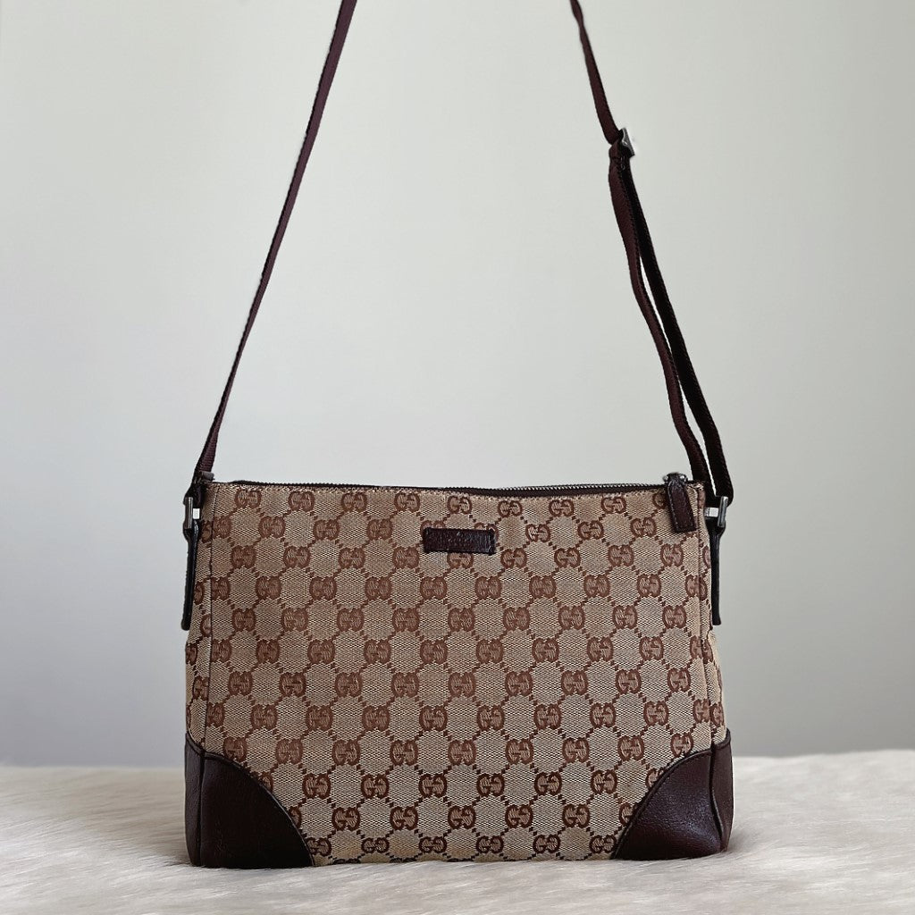 Gucci Signature Double G Monogram Messenger Crossbody Shoulder Bag